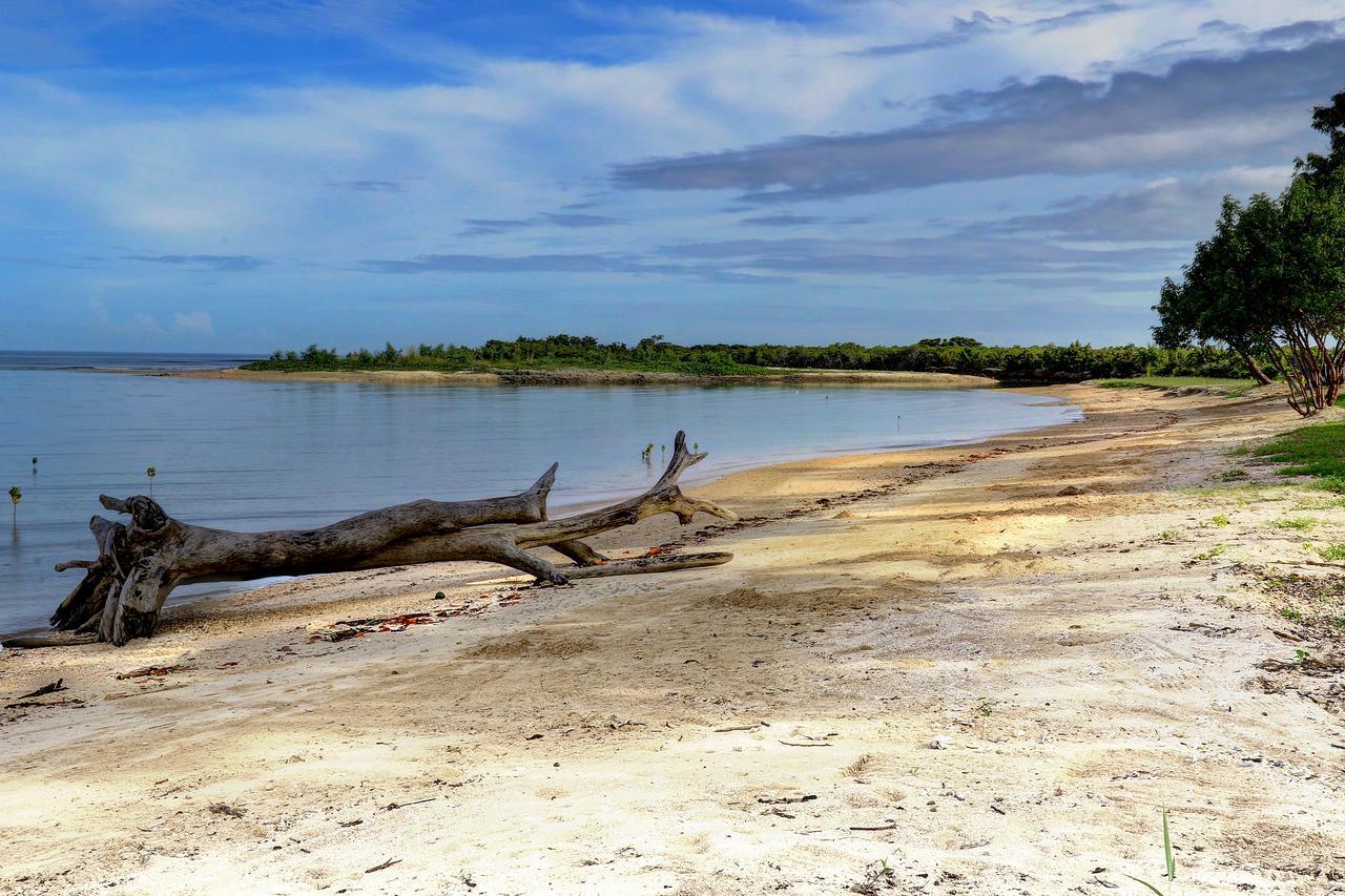 Nila Beach Resort Lautoka Exterior photo